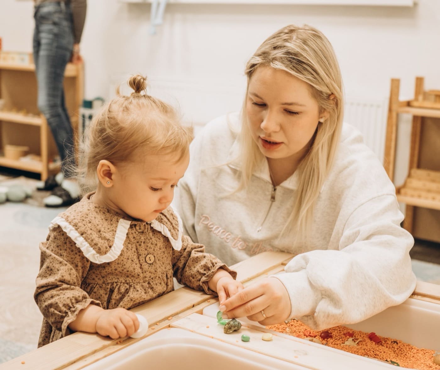 Занятия группы «Вместе с мамой» в центре «Гармония»